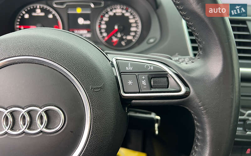 Позашляховик / Кросовер Audi Q3 2013 в Львові фото 12 Позашляховик / Кросовер Audi Q3 2013 в Львові
