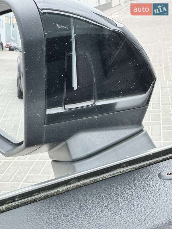 Внедорожник / Кроссовер Audi Q3 2019 в Киеве