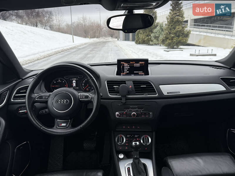 Внедорожник / Кроссовер Audi Q3 2012 в Киеве