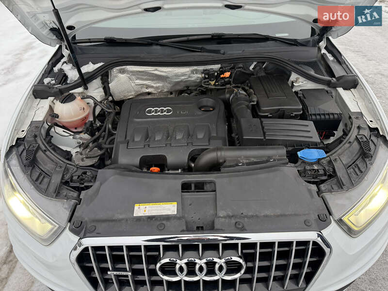 Внедорожник / Кроссовер Audi Q3 2012 в Киеве