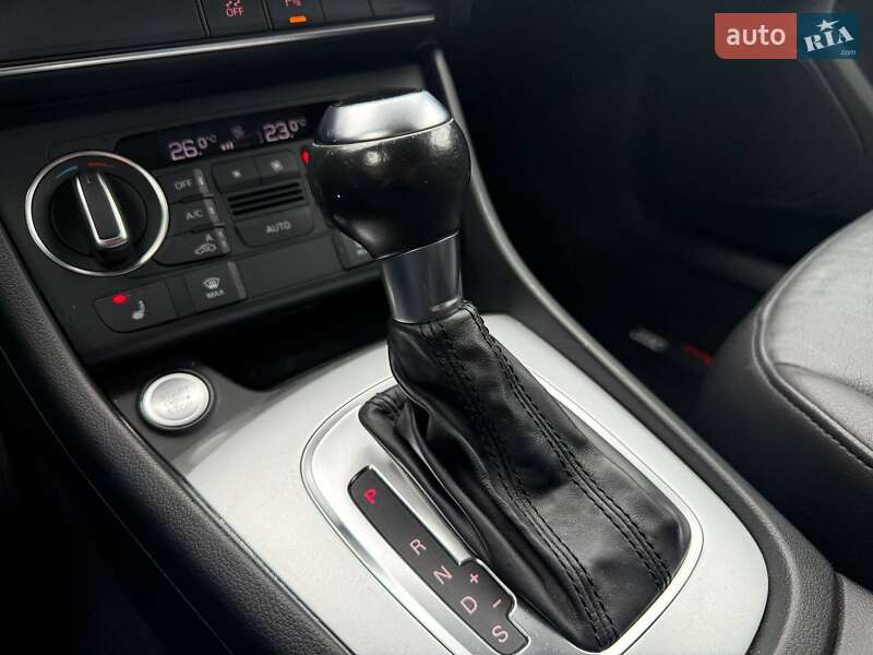 Внедорожник / Кроссовер Audi Q3 2017 в Днепре