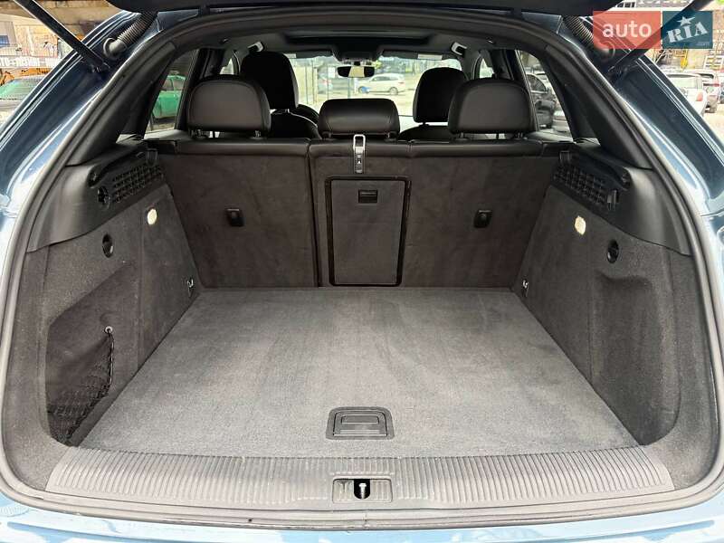 Внедорожник / Кроссовер Audi Q3 2017 в Днепре