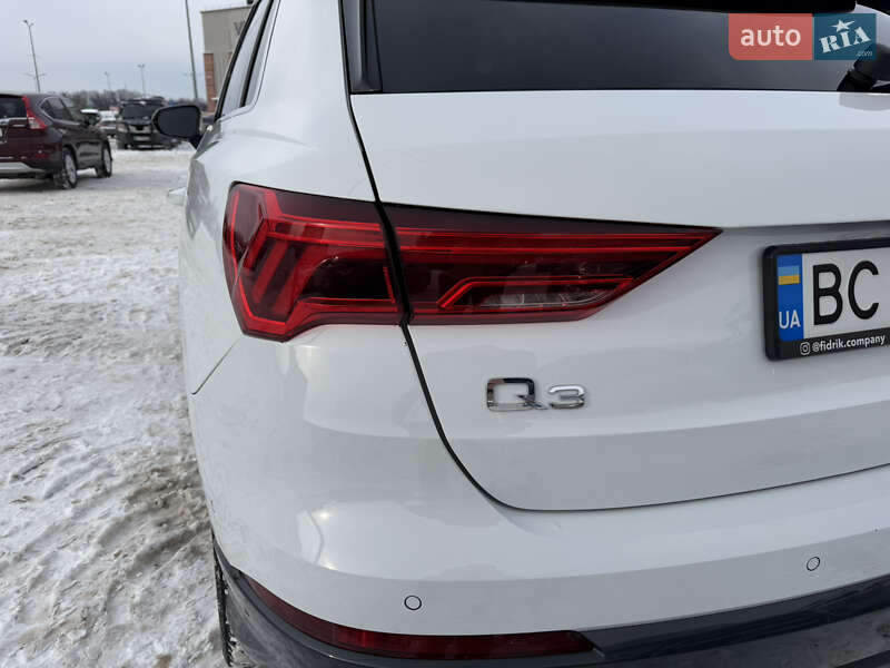 Внедорожник / Кроссовер Audi Q3 2020 в Львове