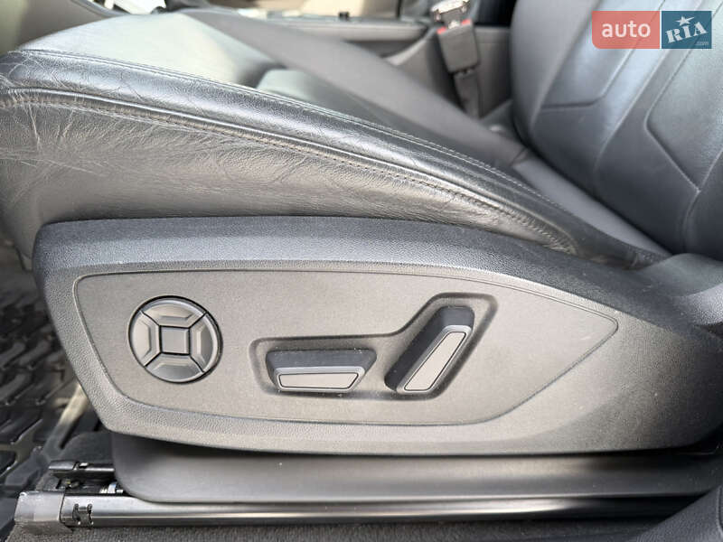 Внедорожник / Кроссовер Audi Q3 2020 в Львове