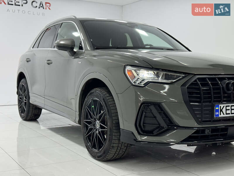 Внедорожник / Кроссовер Audi Q3 2023 в Одессе