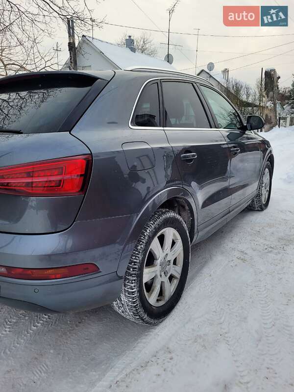 Внедорожник / Кроссовер Audi Q3 2017 в Житомире