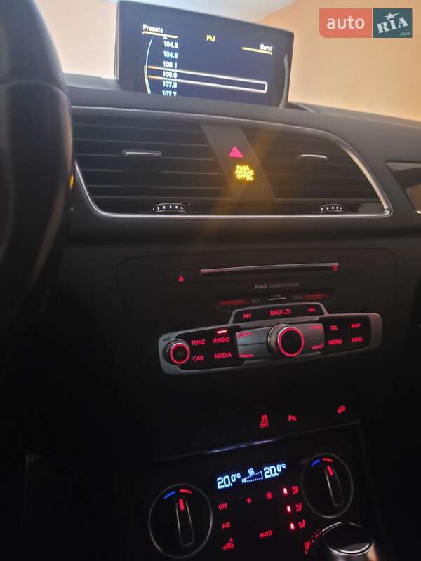 Внедорожник / Кроссовер Audi Q3 2017 в Житомире