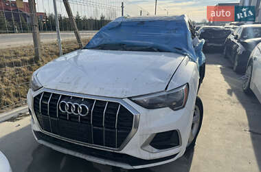 Внедорожник / Кроссовер Audi Q3 2021 в Львове