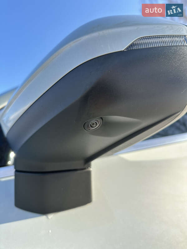 Внедорожник / Кроссовер Audi Q3 2021 в Чернигове