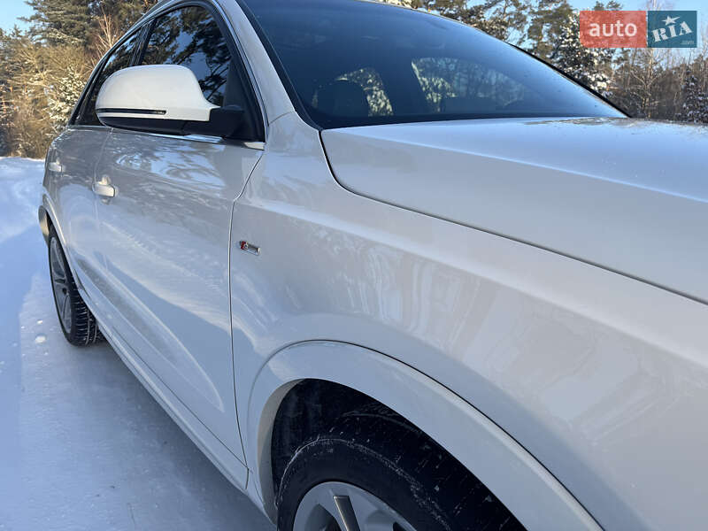 Внедорожник / Кроссовер Audi Q3 2016 в Житомире