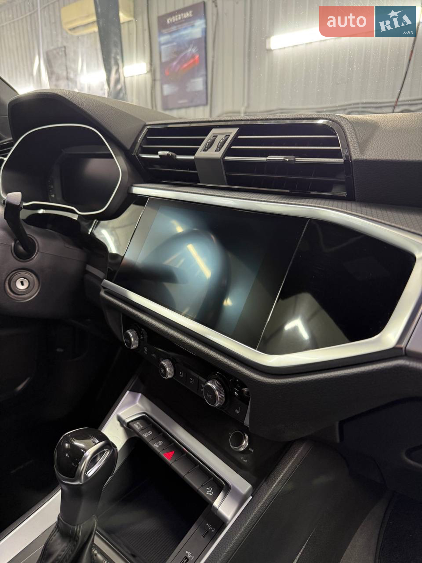 2019 Audi Q3 - мініатюра 5