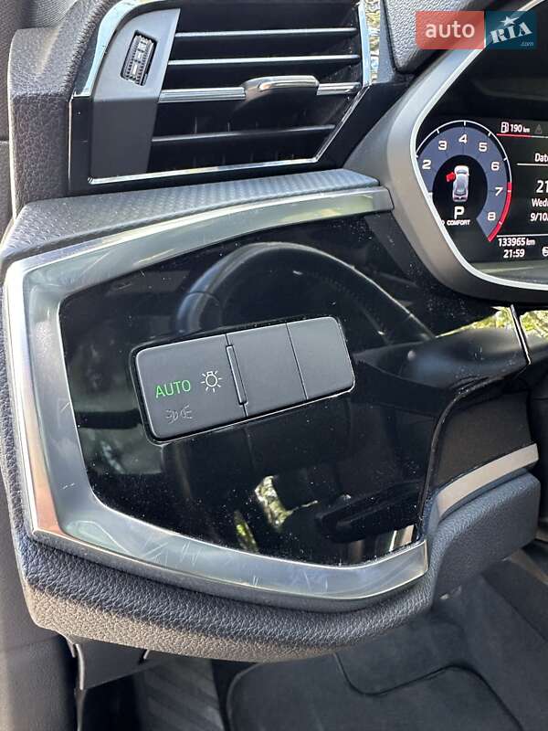 Внедорожник / Кроссовер Audi Q3 2019 в Белогородке