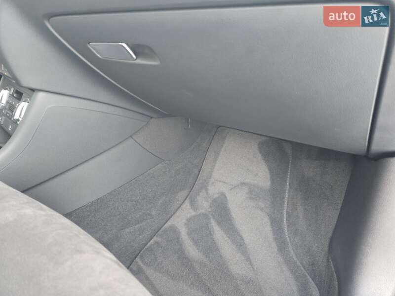 Внедорожник / Кроссовер Audi Q3 2012 в Каменском фото 22 Внедорожник / Кроссовер Audi Q3 2012 в Каменском