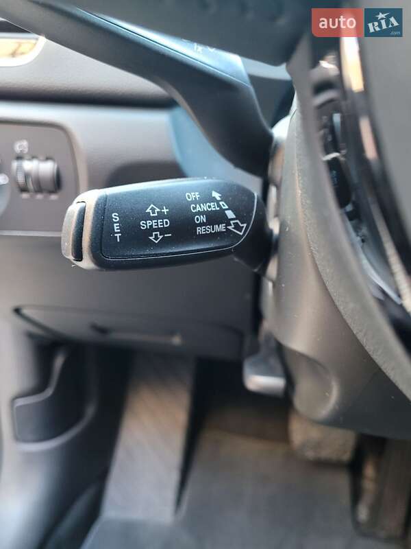 Внедорожник / Кроссовер Audi Q3 2015 в Ровно фото 30 Внедорожник / Кроссовер Audi Q3 2015 в Ровно