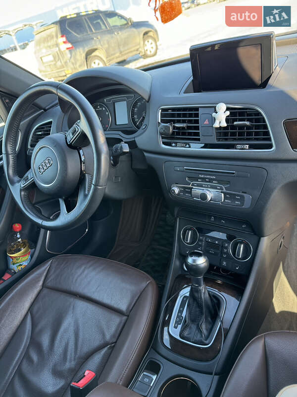 Внедорожник / Кроссовер Audi Q3 2018 в Львове