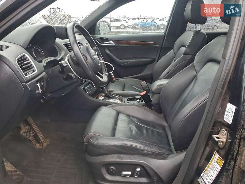 Внедорожник / Кроссовер Audi Q3 2017 в Днепре