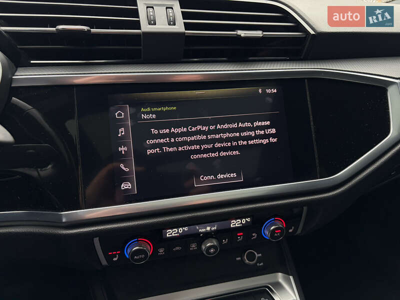 Внедорожник / Кроссовер Audi Q3 2019 в Ужгороде