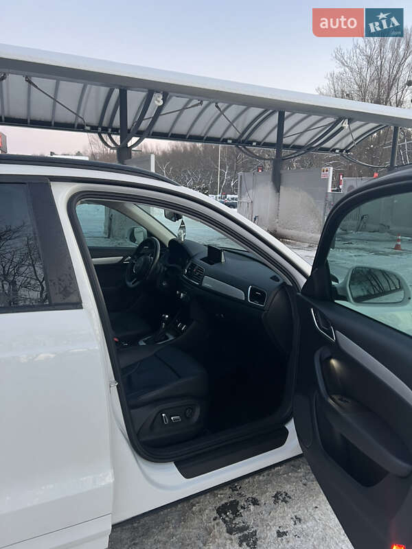 Внедорожник / Кроссовер Audi Q3 2016 в Староконстантинове фото 21 Внедорожник / Кроссовер Audi Q3 2016 в Староконстантинове