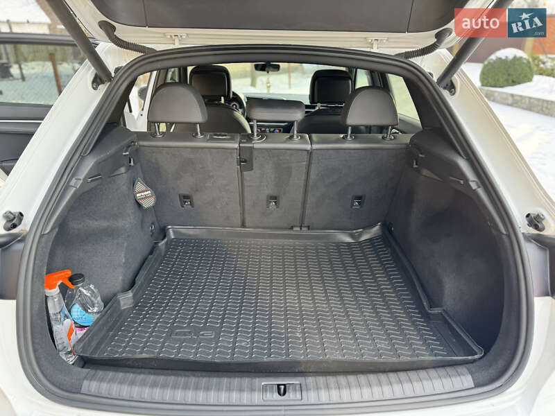 Внедорожник / Кроссовер Audi Q3 2019 в Лубнах