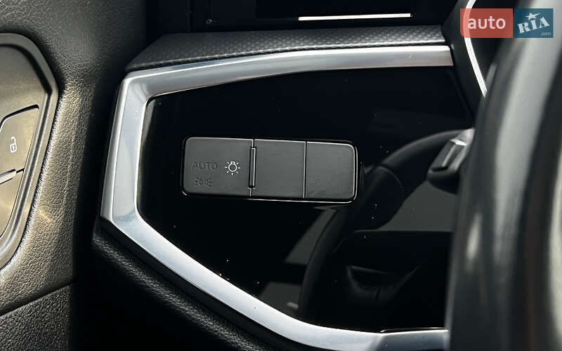 Внедорожник / Кроссовер Audi Q3 2019 в Львове фото 20 Внедорожник / Кроссовер Audi Q3 2019 в Львове