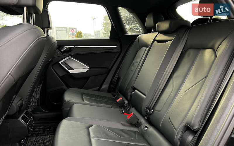 Внедорожник / Кроссовер Audi Q3 2019 в Львове фото 24 Внедорожник / Кроссовер Audi Q3 2019 в Львове