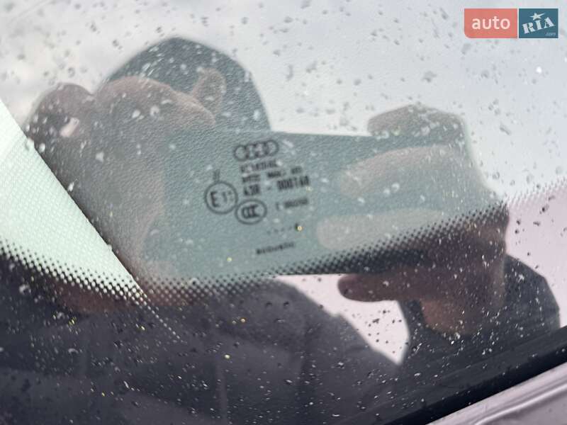 Позашляховик / Кросовер Audi Q3 2016 в Радивиліві