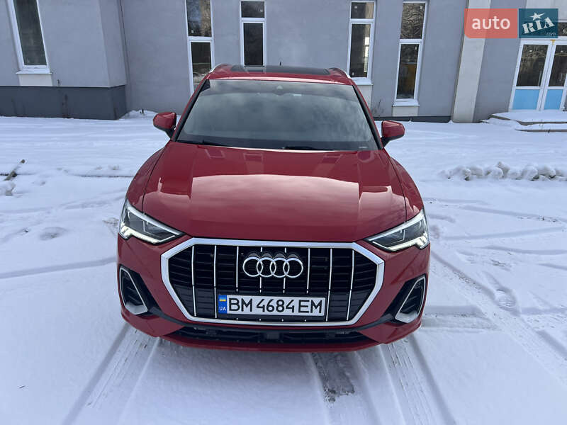 Внедорожник / Кроссовер Audi Q3 2019 в Сумах
