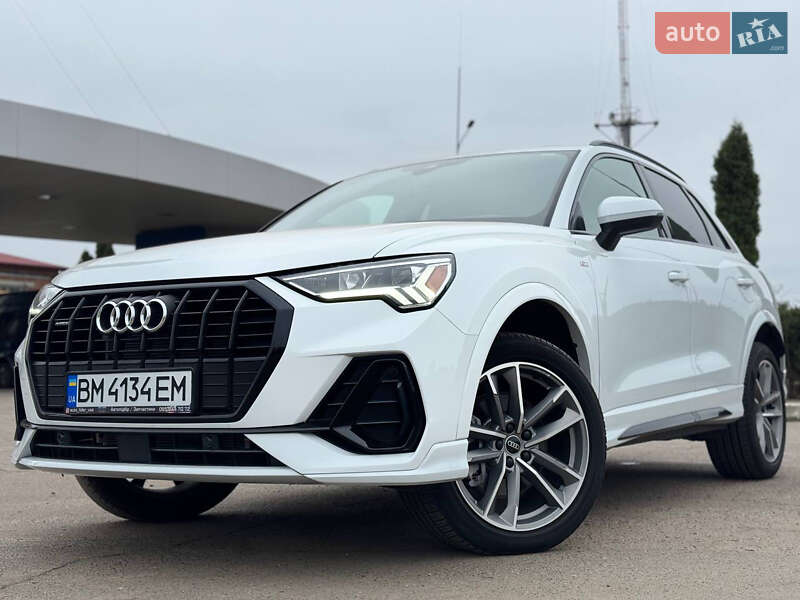 Внедорожник / Кроссовер Audi Q3 2024 в Киеве