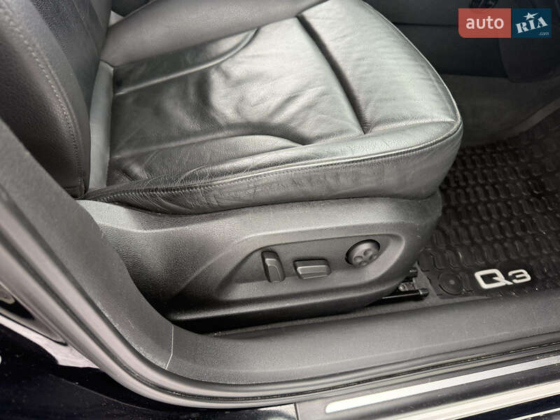 Позашляховик / Кросовер Audi Q3 2015 в Львові