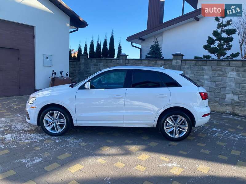Позашляховик / Кросовер Audi Q3 2017 в Рівному фото 3 Позашляховик / Кросовер Audi Q3 2017 в Рівному