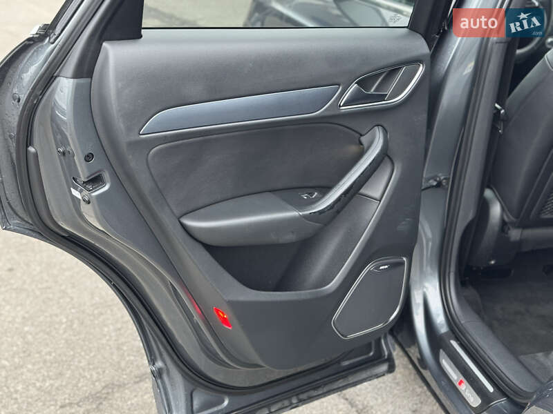 Позашляховик / Кросовер Audi Q3 2016 в Львові фото 21 Позашляховик / Кросовер Audi Q3 2016 в Львові