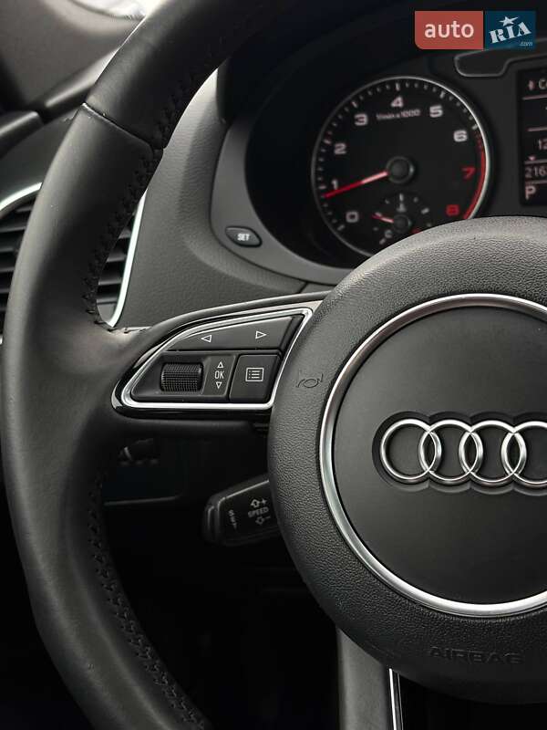 Внедорожник / Кроссовер Audi Q3 2016 в Стрые