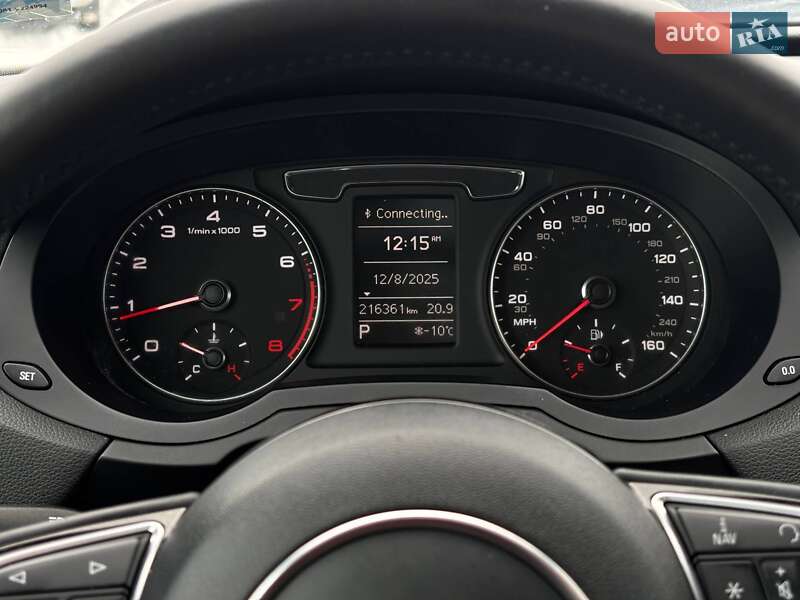 Внедорожник / Кроссовер Audi Q3 2016 в Стрые