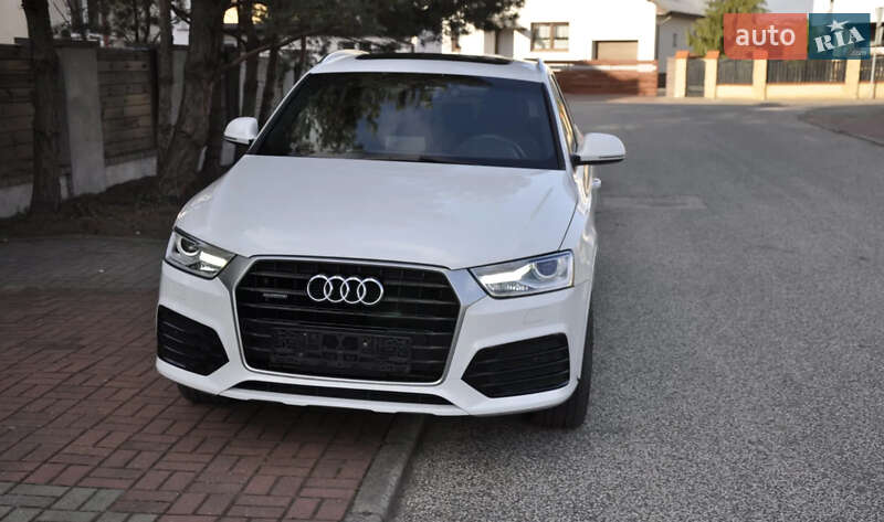 Позашляховик / Кросовер Audi Q3 2017 в Києві