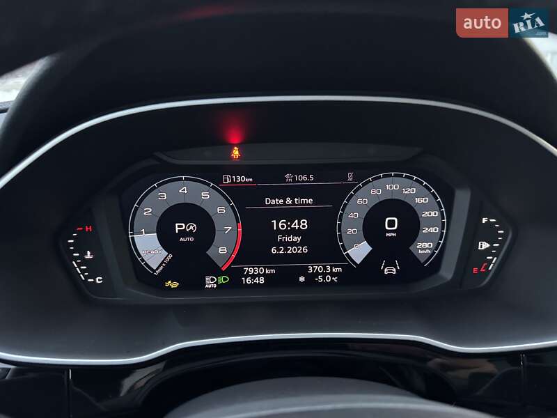 Внедорожник / Кроссовер Audi Q3 2024 в Киеве