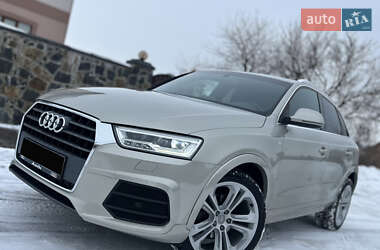 Внедорожник / Кроссовер Audi Q3 2016 в Киеве