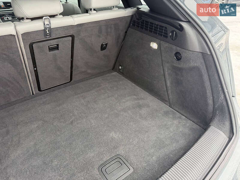 Внедорожник / Кроссовер Audi Q3 2016 в Стрые