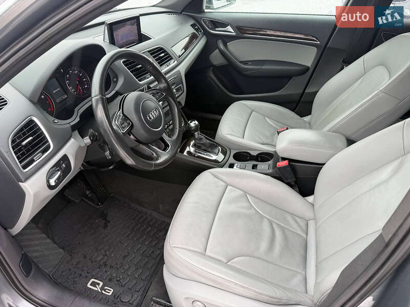 Внедорожник / Кроссовер Audi Q3 2016 в Стрые