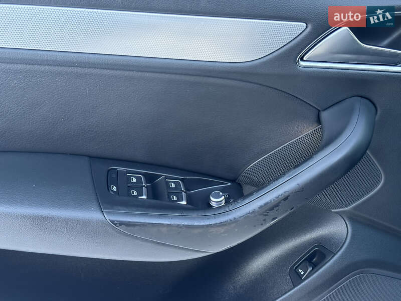 Внедорожник / Кроссовер Audi Q3 2016 в Ковеле