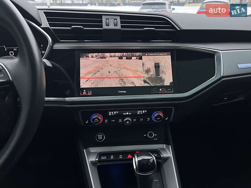 Позашляховик / Кросовер Audi Q3 2021 в Житомирі