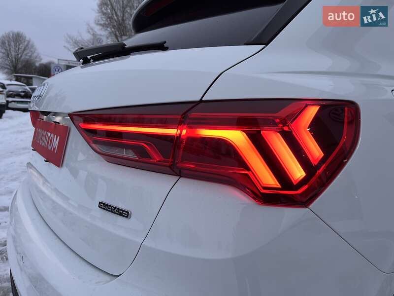 Позашляховик / Кросовер Audi Q3 2021 в Житомирі
