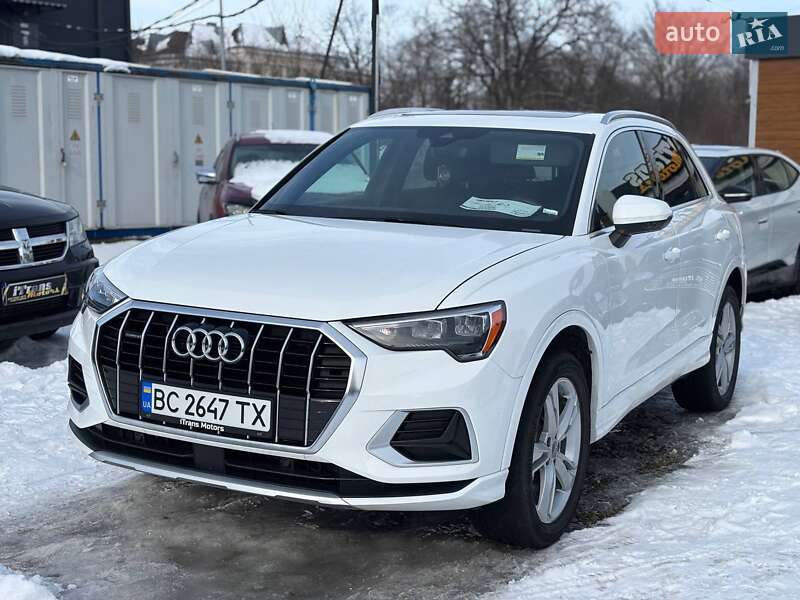 Позашляховик / Кросовер Audi Q3 2020 в Стрию