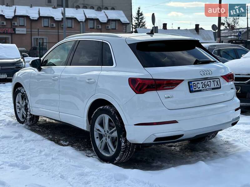 Позашляховик / Кросовер Audi Q3 2020 в Стрию