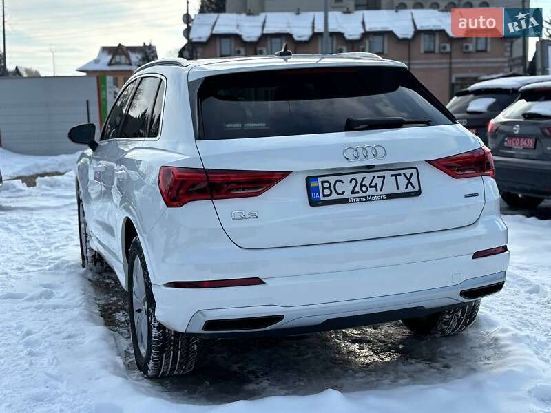 Позашляховик / Кросовер Audi Q3 2020 в Стрию