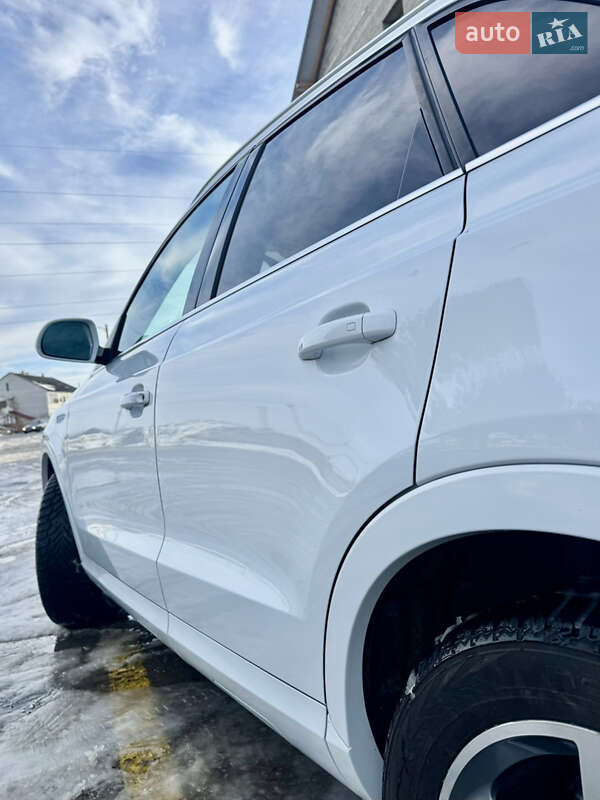 Позашляховик / Кросовер Audi Q3 2015 в Львові