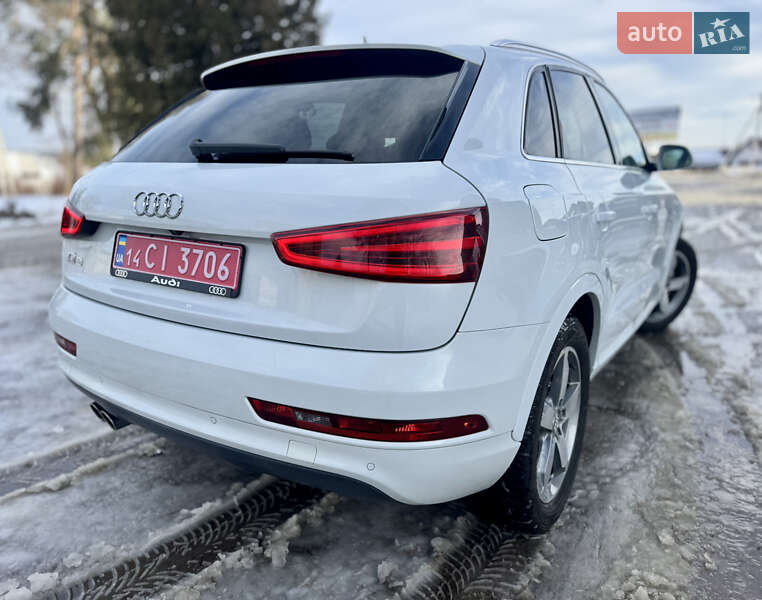 Позашляховик / Кросовер Audi Q3 2015 в Львові