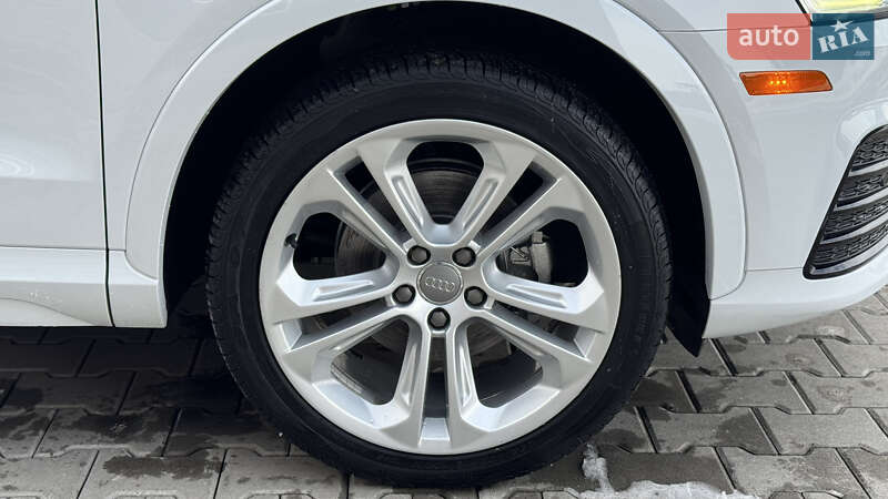 Позашляховик / Кросовер Audi Q3 2016 в Дубні фото 11 Позашляховик / Кросовер Audi Q3 2016 в Дубні