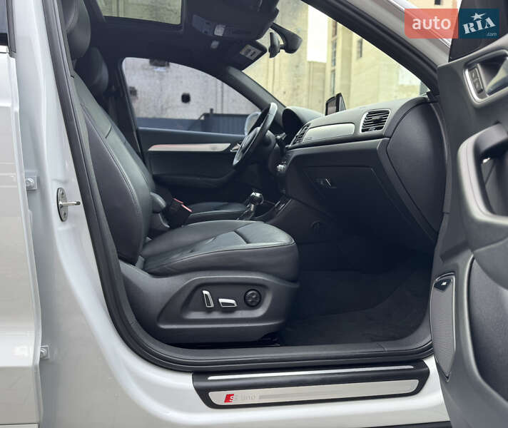 Позашляховик / Кросовер Audi Q3 2016 в Дубні фото 56 Позашляховик / Кросовер Audi Q3 2016 в Дубні