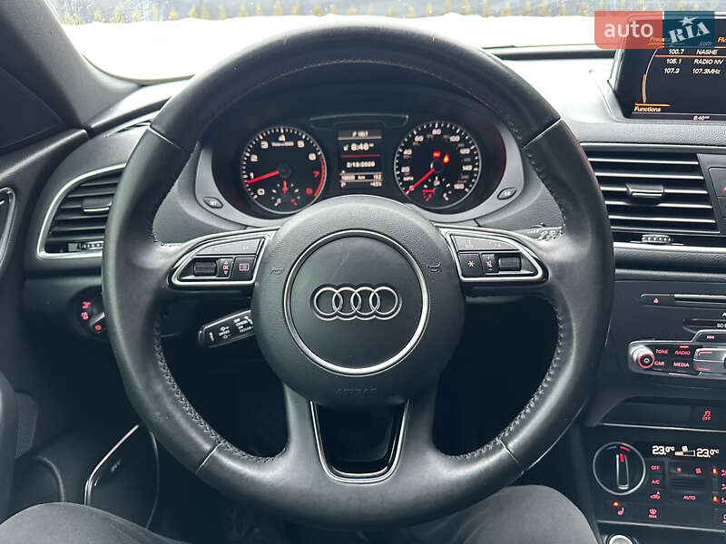 Позашляховик / Кросовер Audi Q3 2016 в Дубні