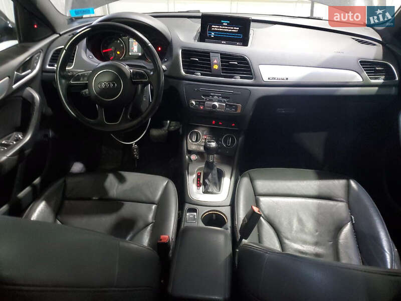 Внедорожник / Кроссовер Audi Q3 2016 в Дрогобыче